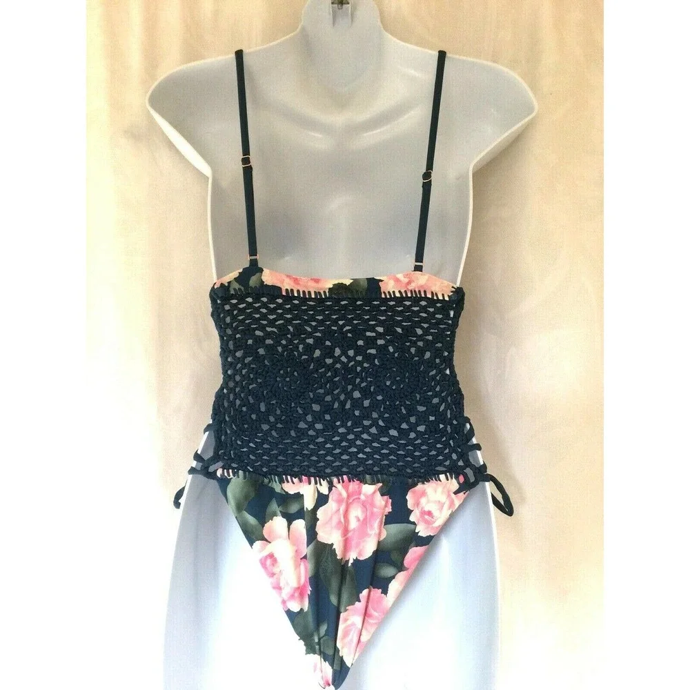 NWT Frankies Bikinis Lilah Swimsuit Pink Peony XS